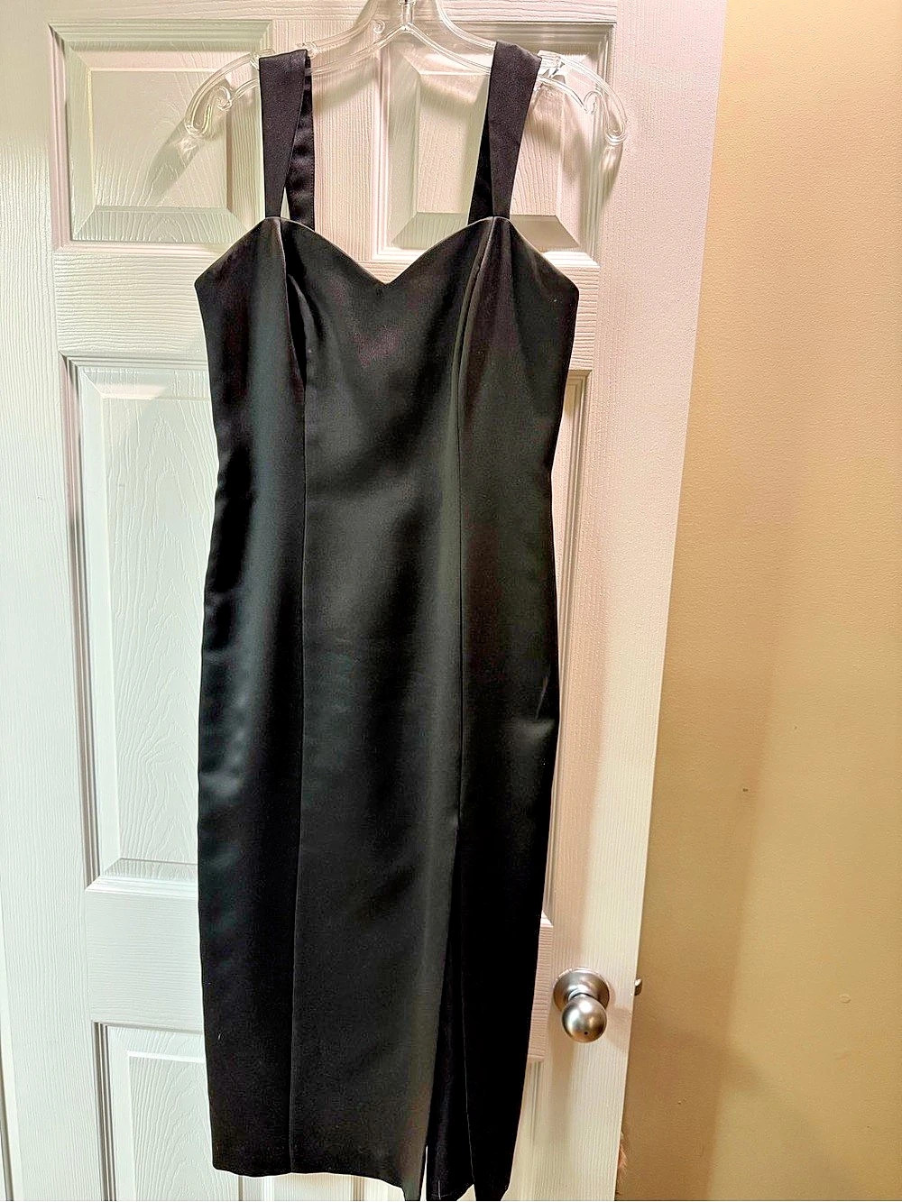 Donna Ricco Black Midi Dress Size 6 Like New